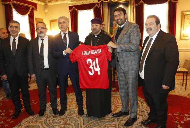 TFF Patrik Maşalyan'ı Ermenistan- Türkiye maçına davet etti